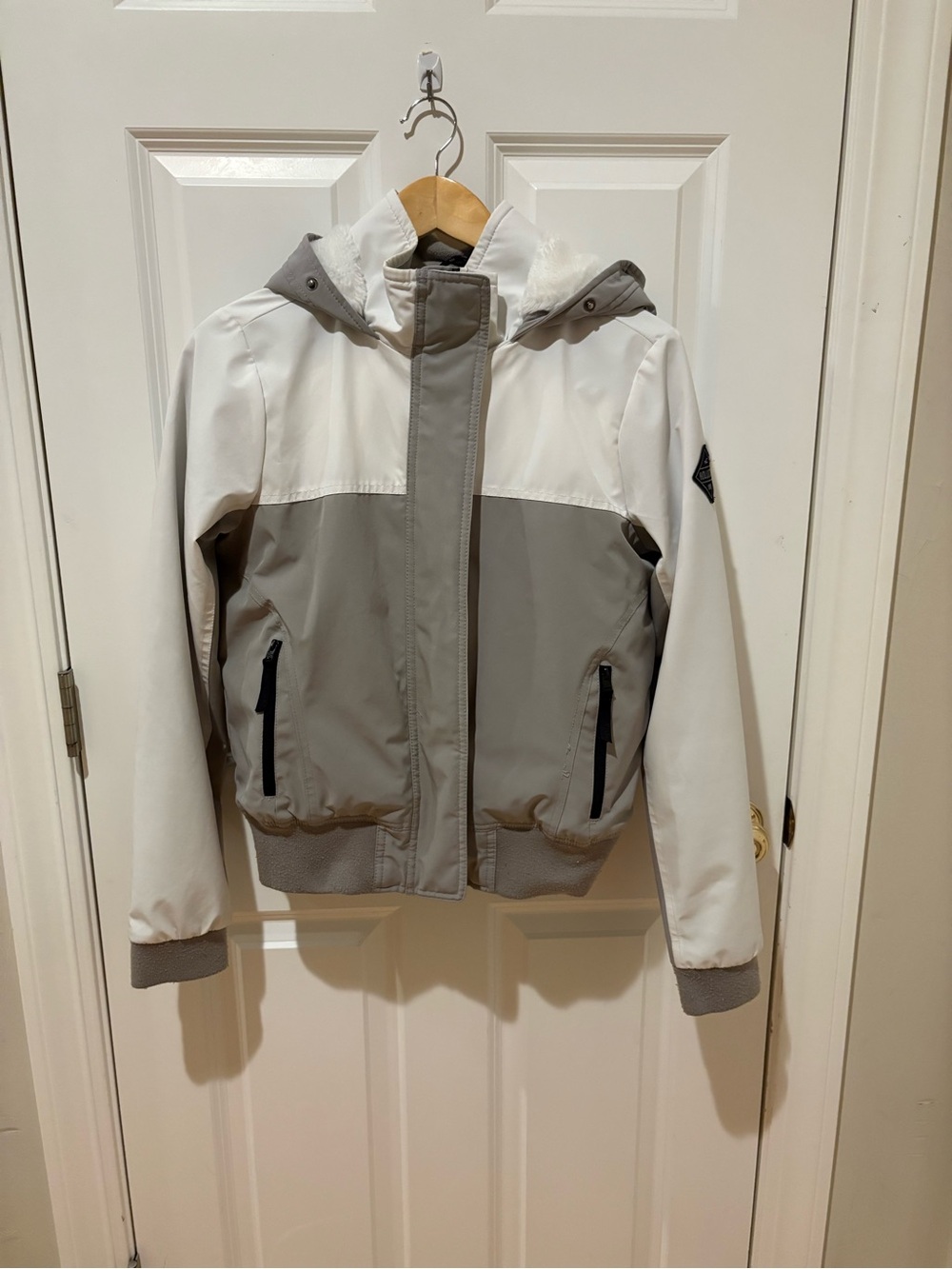 Hollister Teen Girls Fur Lined Jacket, Small